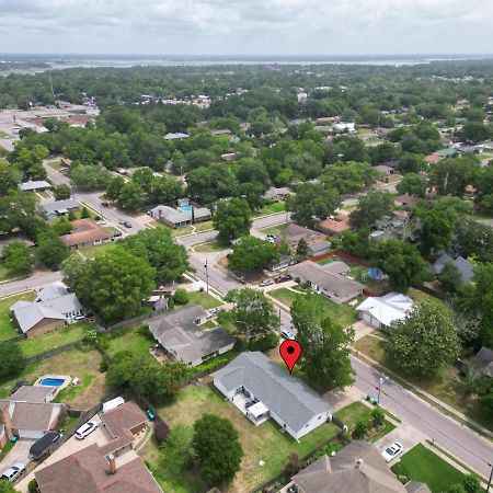 Ranch Home Gem 5Br Home Sleeps 12 With Game Room Gulfport Exterior foto