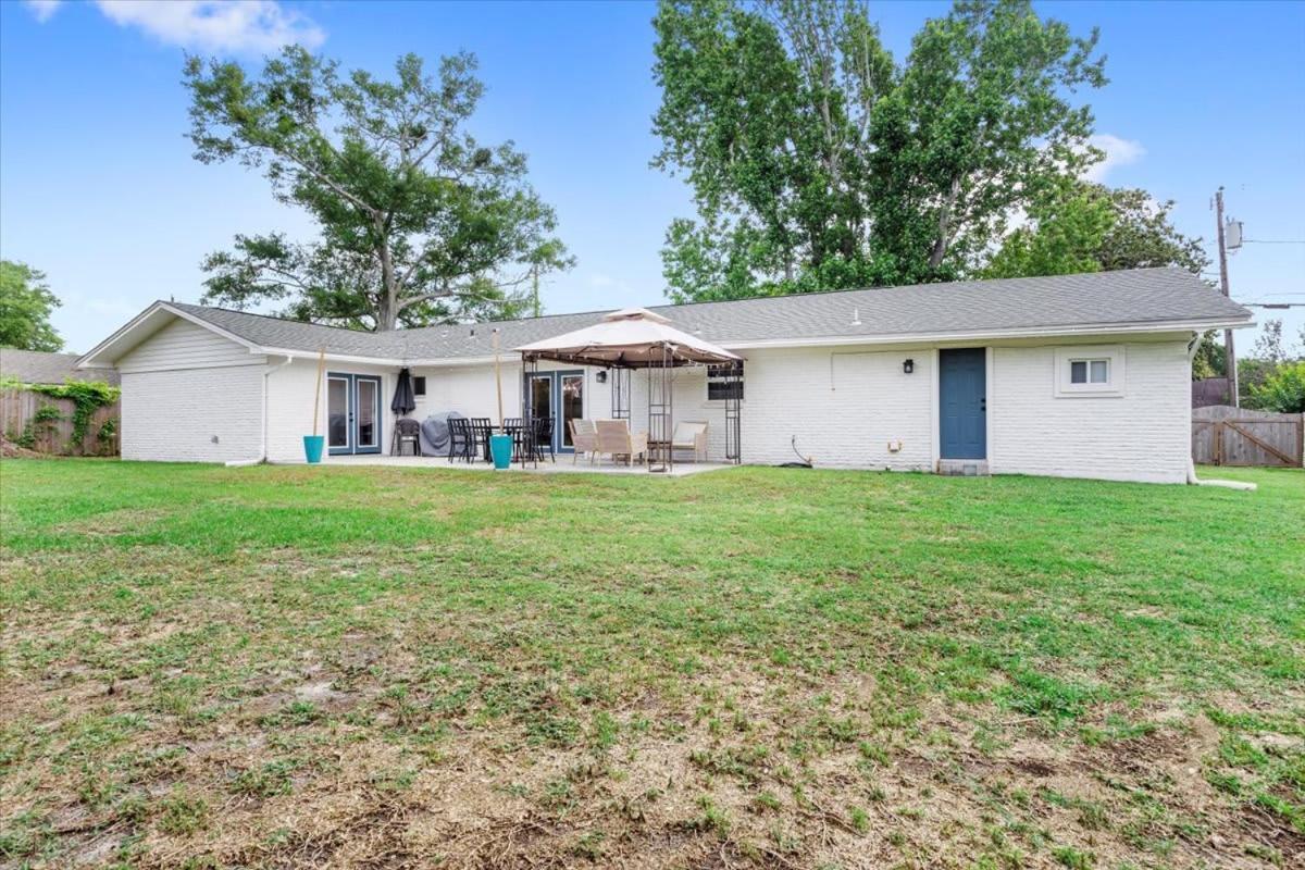 Ranch Home Gem 5Br Home Sleeps 12 With Game Room Gulfport Exterior foto