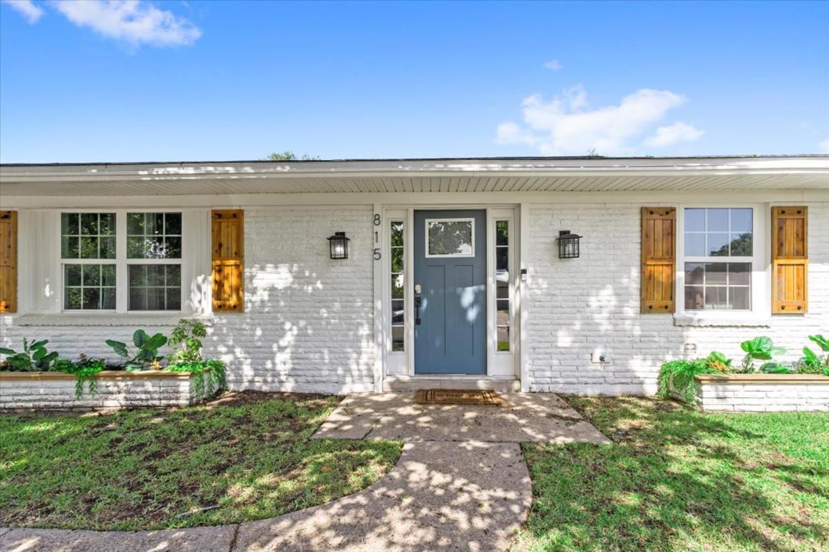 Ranch Home Gem 5Br Home Sleeps 12 With Game Room Gulfport Exterior foto
